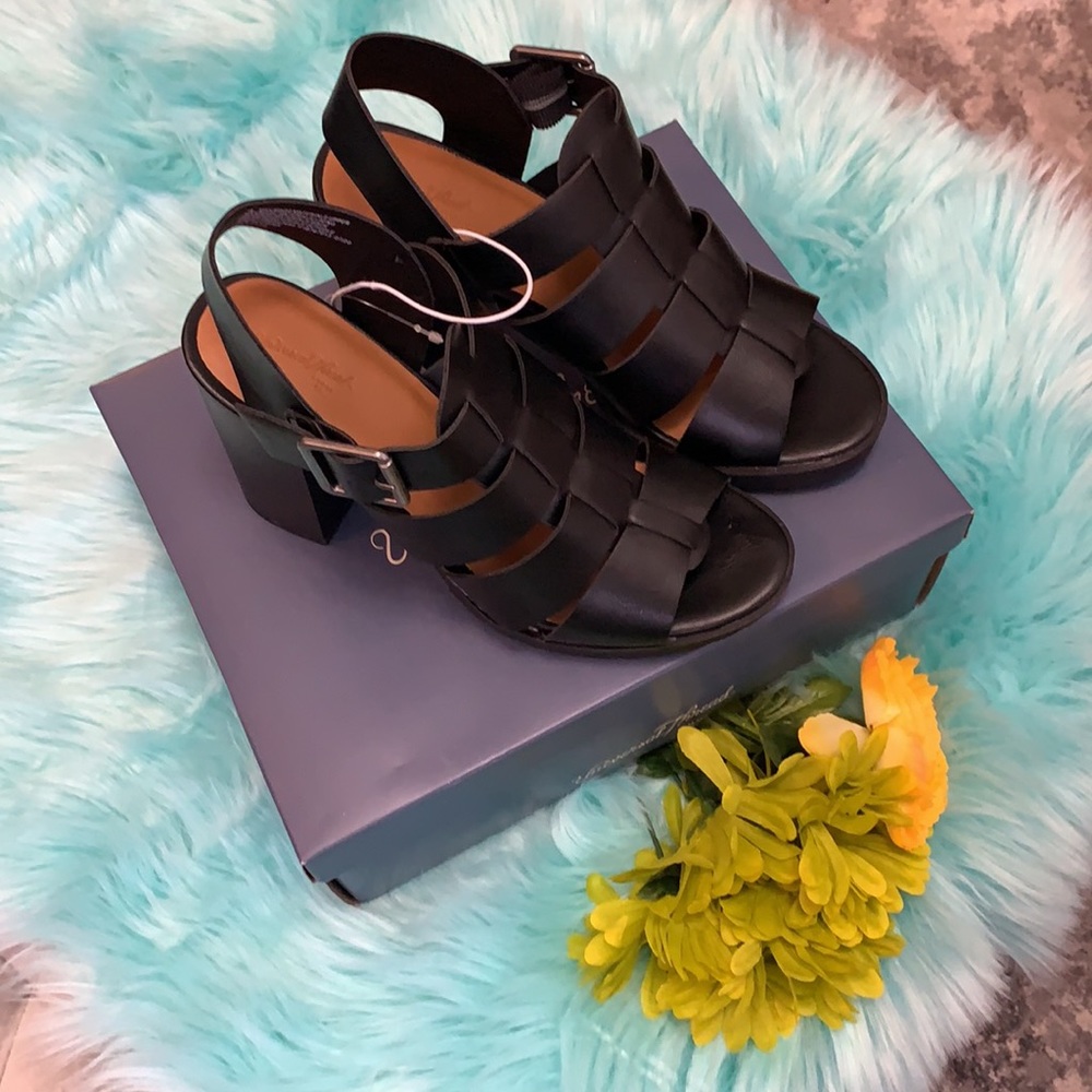 NEW! Anastasia Buckle Heeled Sandals - Picture 2 of 4